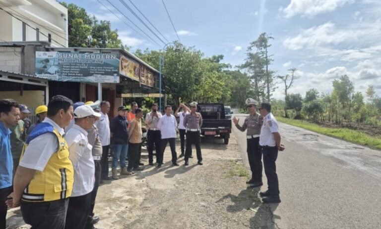 Dishub dan Forum Lalu Lintas Ponorogo Antisipasi Bahaya Jelang Puncak Musim Hujan
